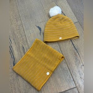 2PC Okaidi Hat/Scarf Set Ribbed Knit, Fleece Lined Yellow Shimmer Stripe